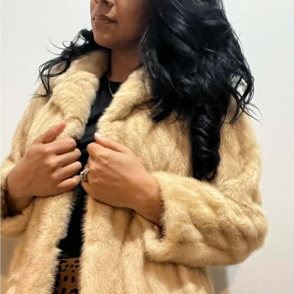 Cozy Cream Teddy Jacket with Luxurious Faux Fur